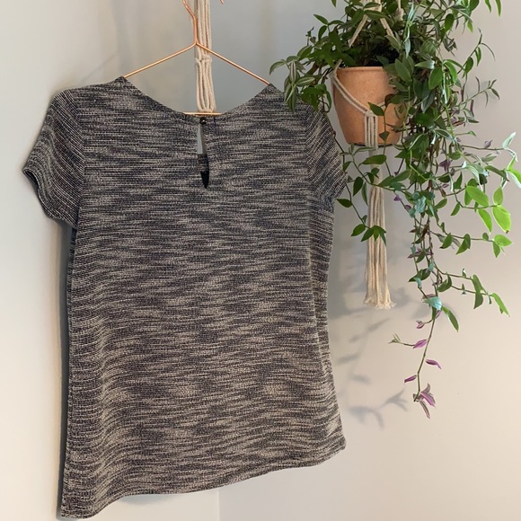 Jules & Leopold black and white cap sleeve blouse - Picture 3 of 4